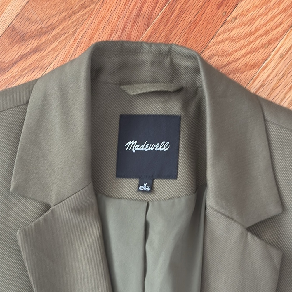 Madewell Drapeweave Caldwell Double-Breasted Blazer - Picture 2 of 8